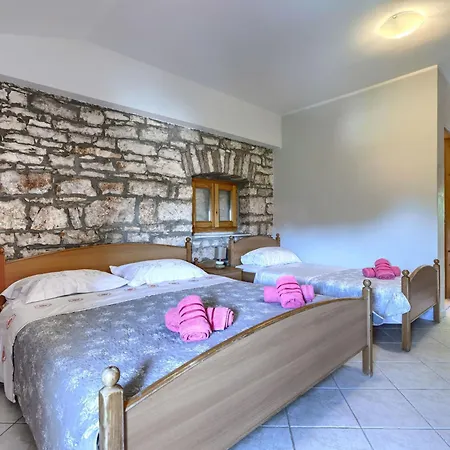 Cittanobile By Interhome