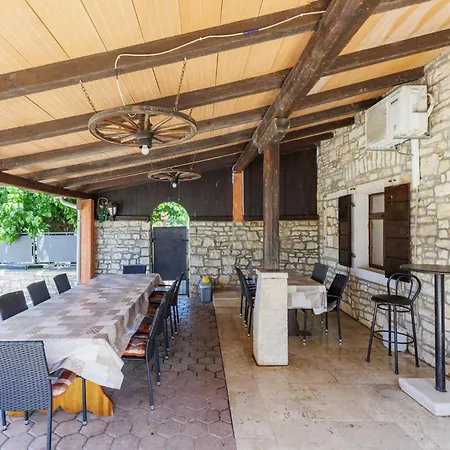 Cittanobile By Interhome *