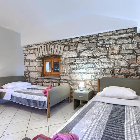 Vakantiehuis Cittanobile By Interhome Tinjan