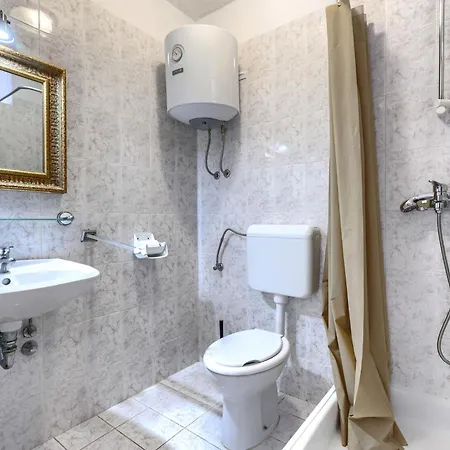 Cittanobile By Interhome Vakantiehuis Tinjan